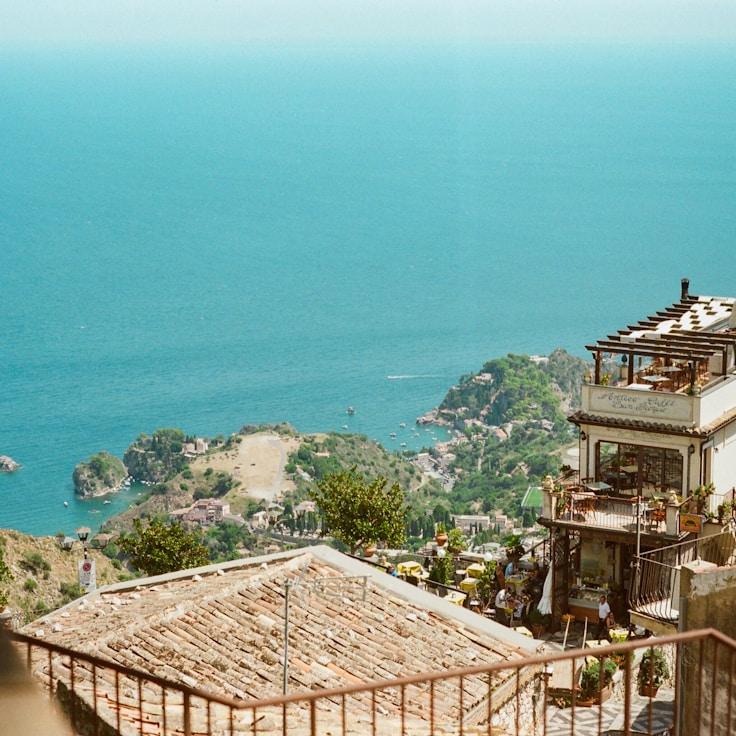 Outdoor terrace seating suitable for families in Brighton